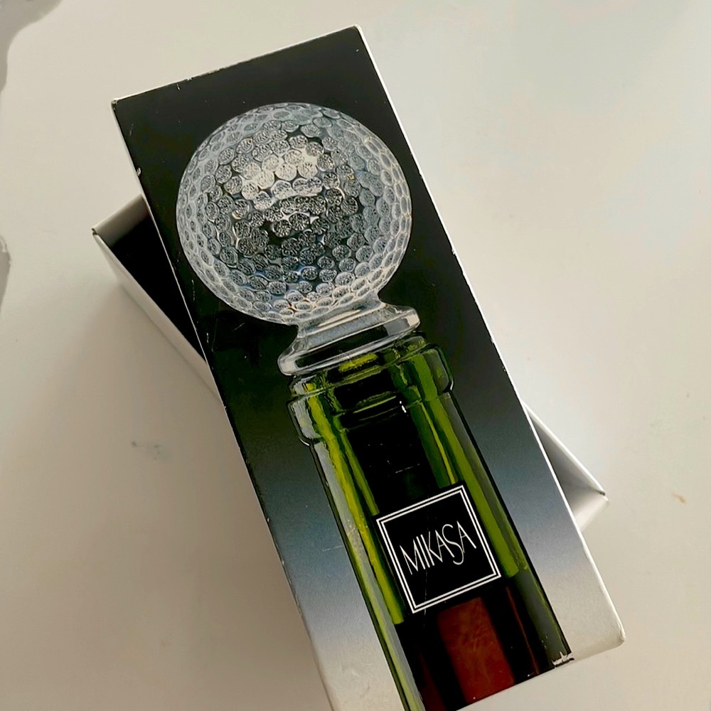 Mikasa Bottle/Wine Stopper Golf